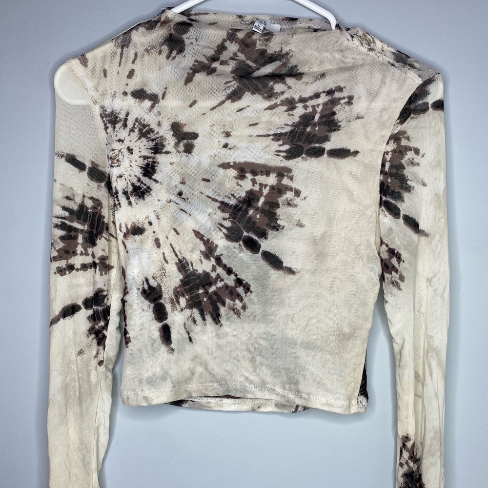 SHEER MESH LONG SLEEVE TOP